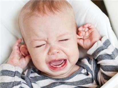 睡渣寶寶彎道超車，找準原因帶娃不煩惱